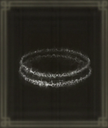 白い秘文字の指環