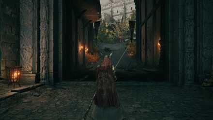 正門からはおすすめしない