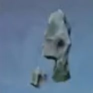 露を帯ぶ奇石