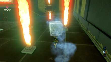 正面の氷を運ぶ