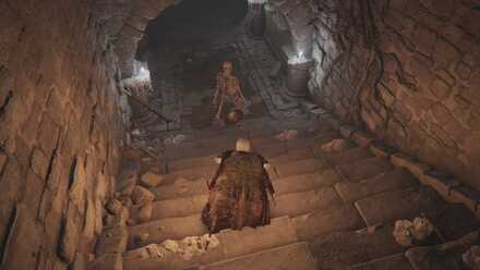 死に触れた地下墓の敵