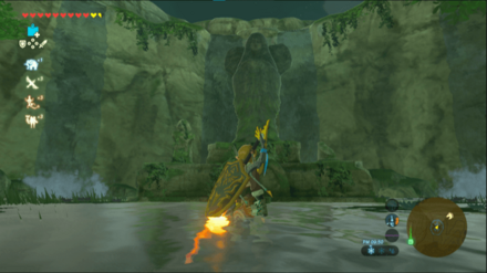 力の泉の女神像