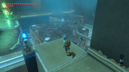 奥の通路に進む