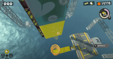 インクを塗った柱から下に飛び移る