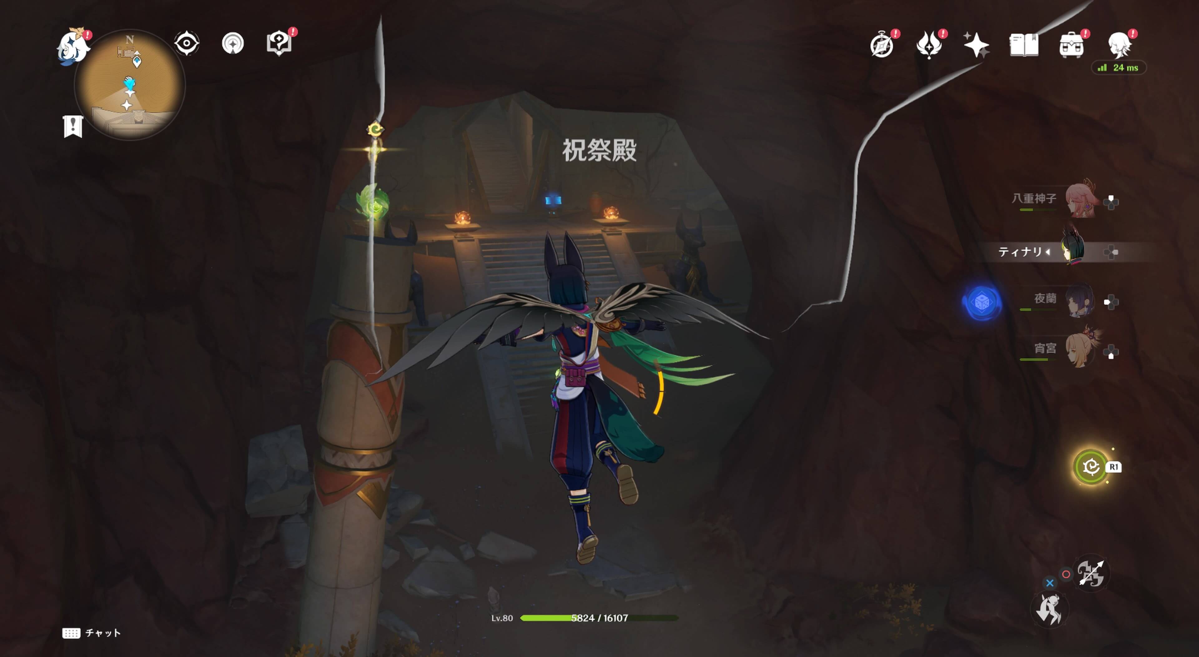 祝祭殿にある柱の上