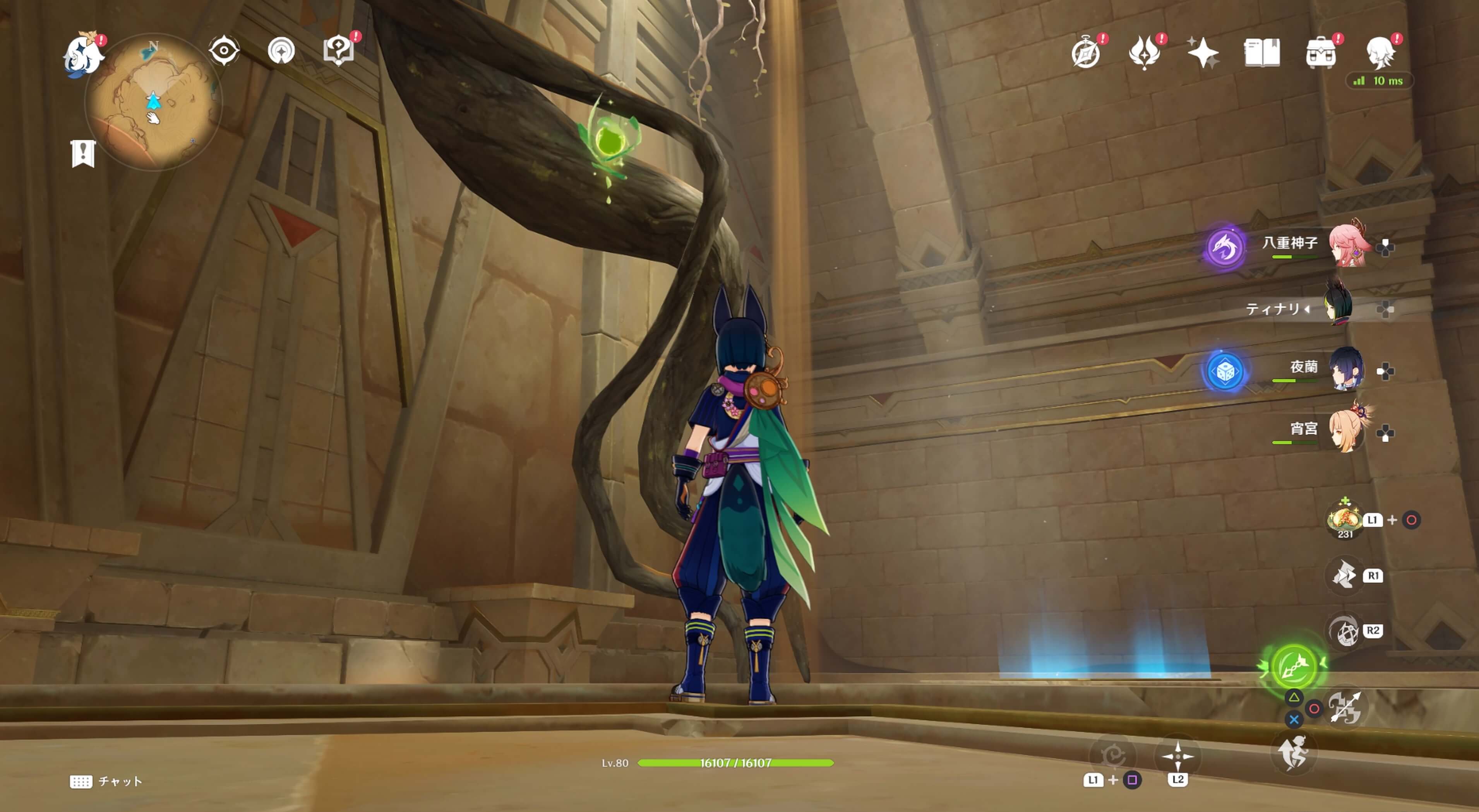 砂漠の中にある遺跡の中