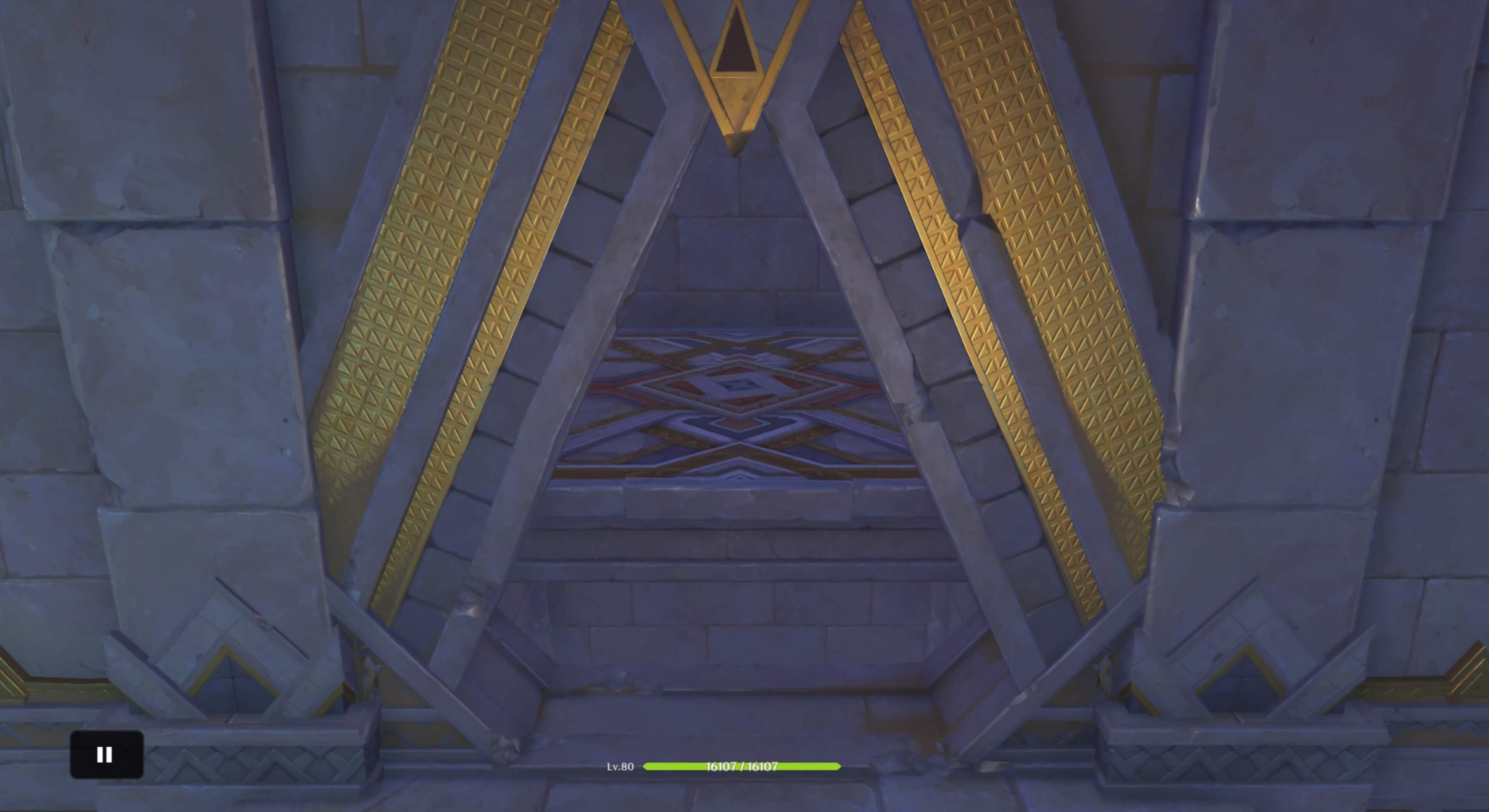 奥のリフトが上がって下の部屋に行けるようになる