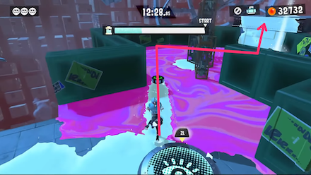 左奥の壁にカーリングボムを流す