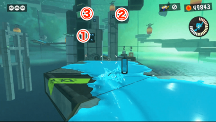 ダッシュ板を順番に触れて先に進む