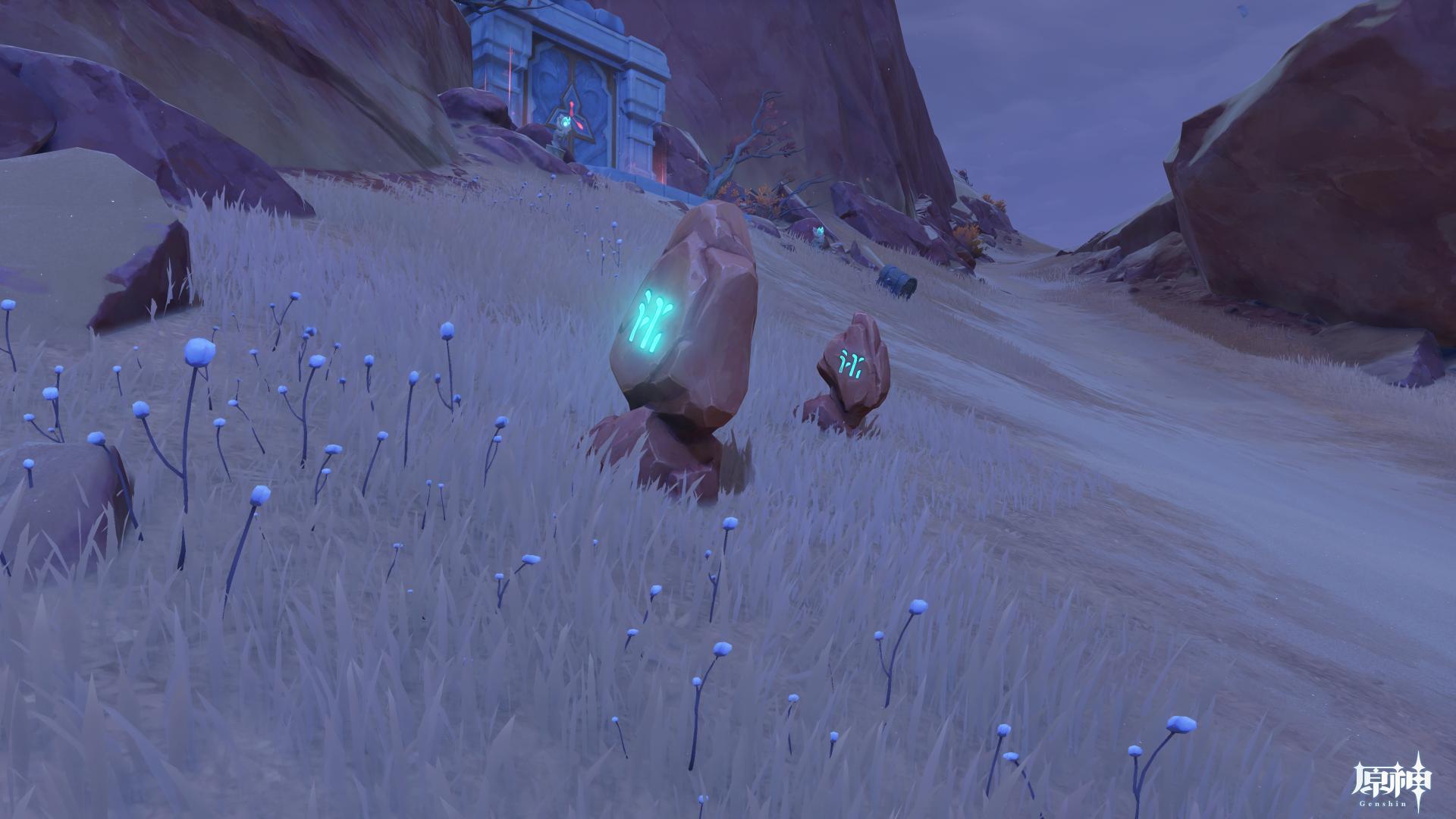 風化した碑石27