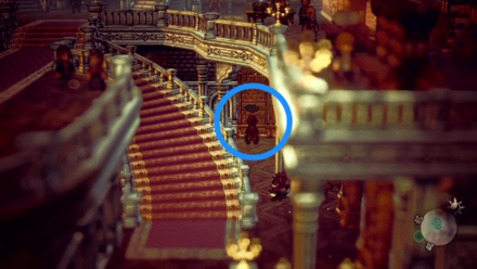 東側の階段を降りた奥