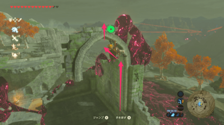 足場は内側からよじ登る