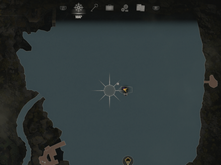 湖中央の難破船