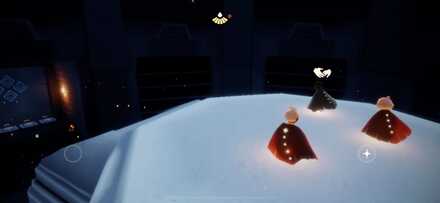 頭上に手つなぎマークのついたプレイヤーを探す