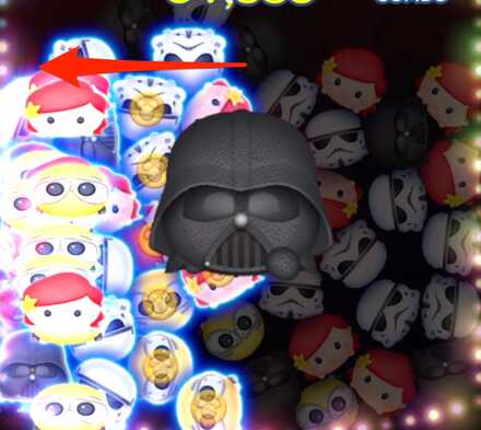 ベイダーのスキルはツムが繋げにくい方にフリック