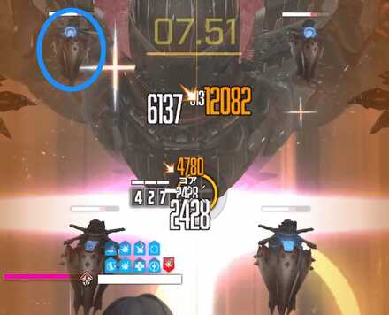 雑魚の一斉攻撃も遮蔽物で防ぐ