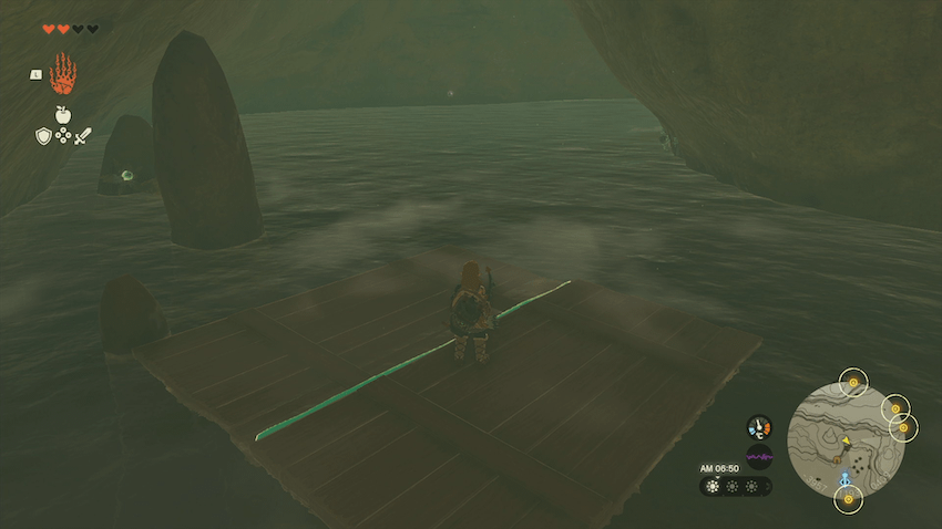 木の板を組み合わせて川を下る