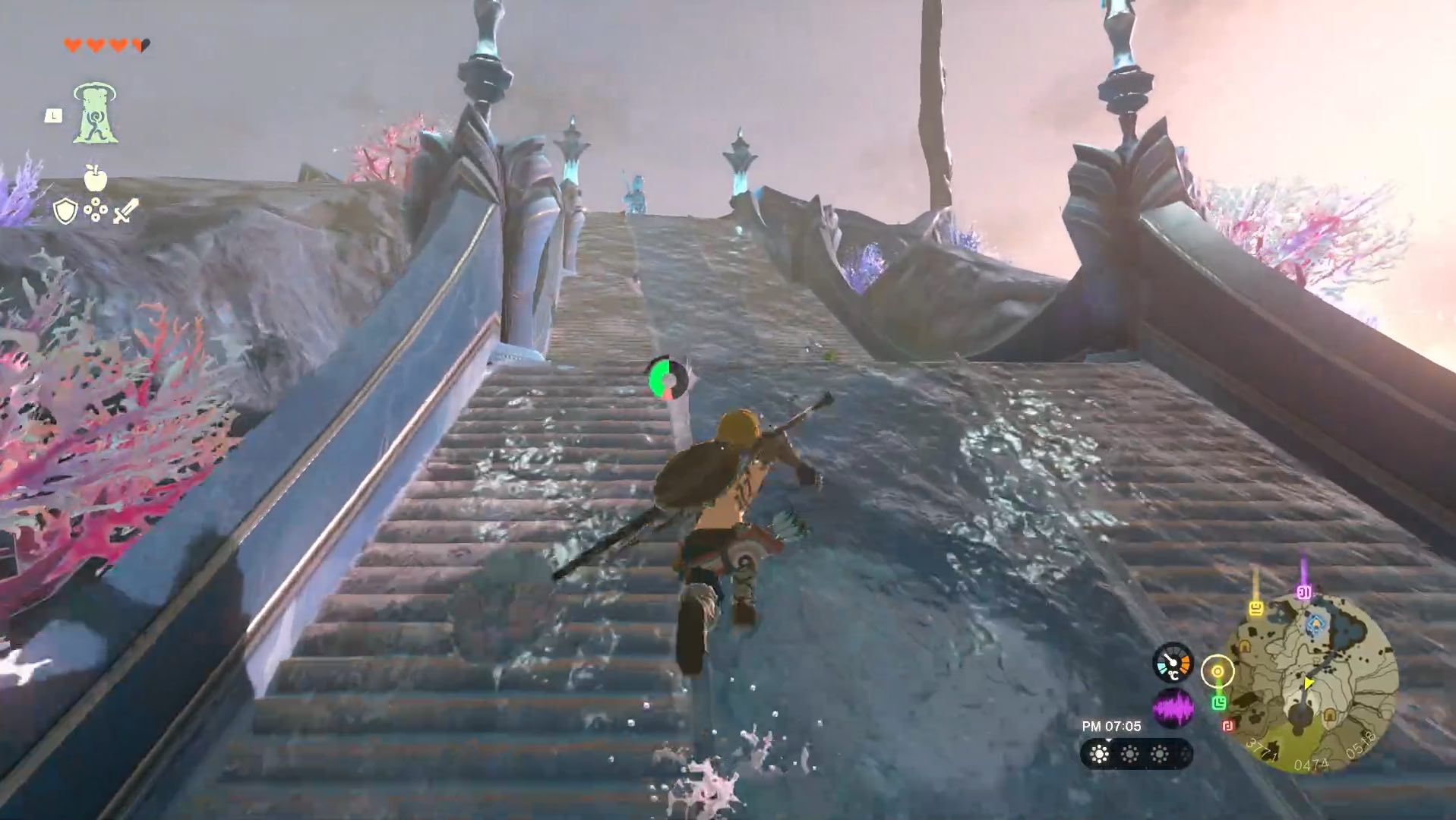 上流地点の像へ