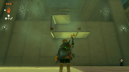 短い板の両端に長い板と短い板を縦にくっつける