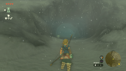 ビロン雪原東の洞窟の入り口画像