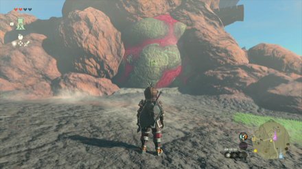 ユン組本部東の洞窟の入り口画像