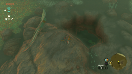 作業場の洞穴の入り口画像