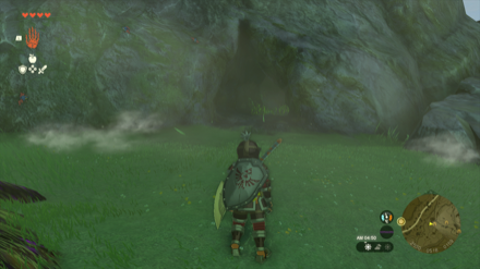 ゾラ台地中腹の洞窟の入り口画像