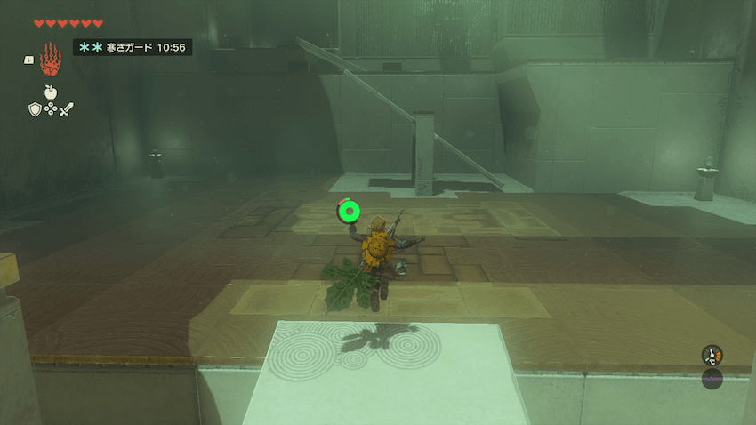 最初の段差は床の上をダッシュしてジャンプで飛び出せば超えれる