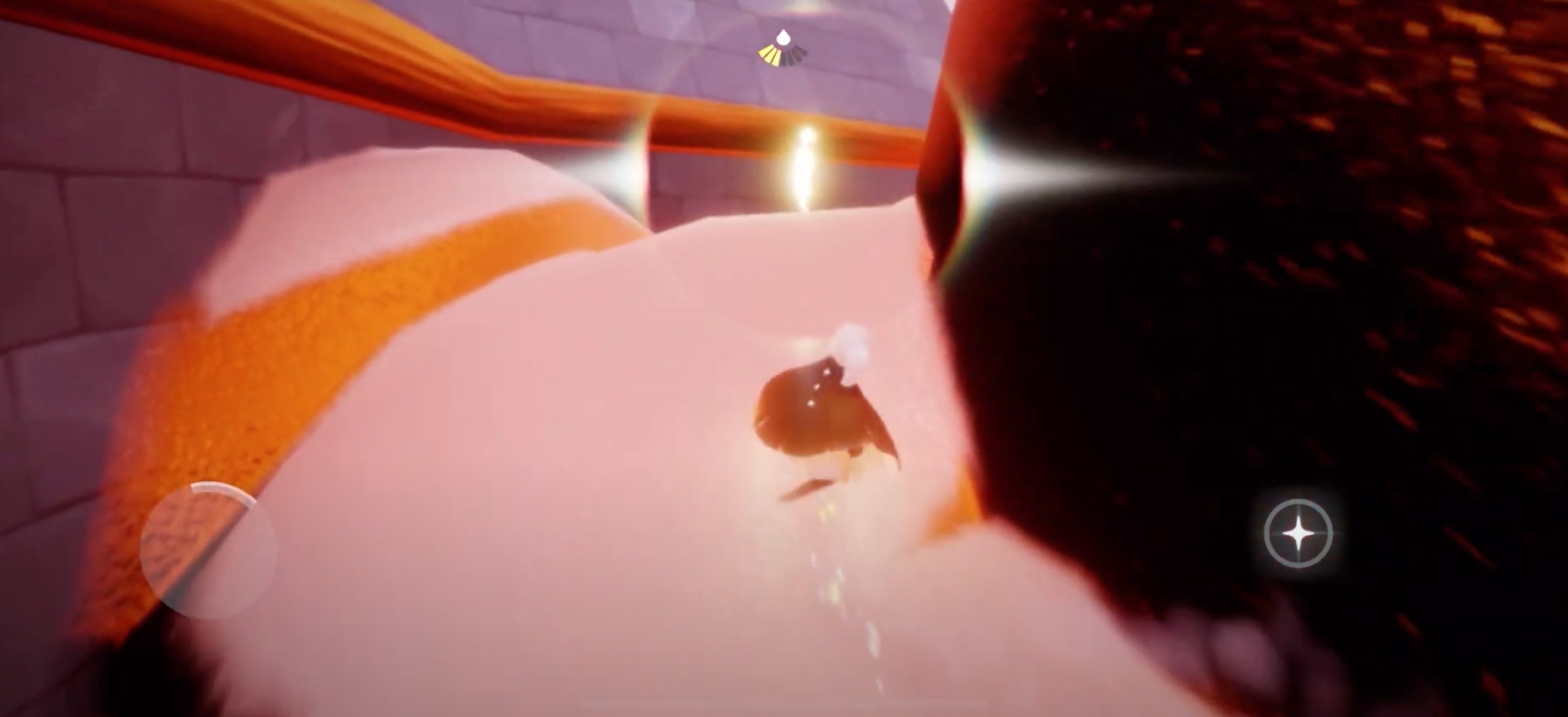 上に光の子がいる