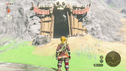 ウオ谷の洞窟の入り口画像