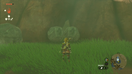 コーラル湖ほとりの洞窟の入り口画像