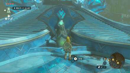 ゾーラの里の女神像