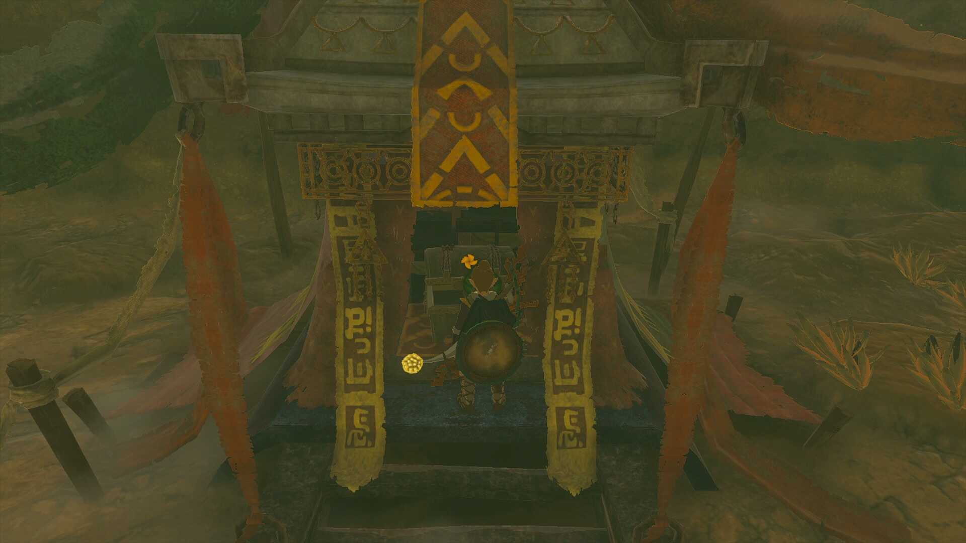 八人目の英雄像内部宝箱