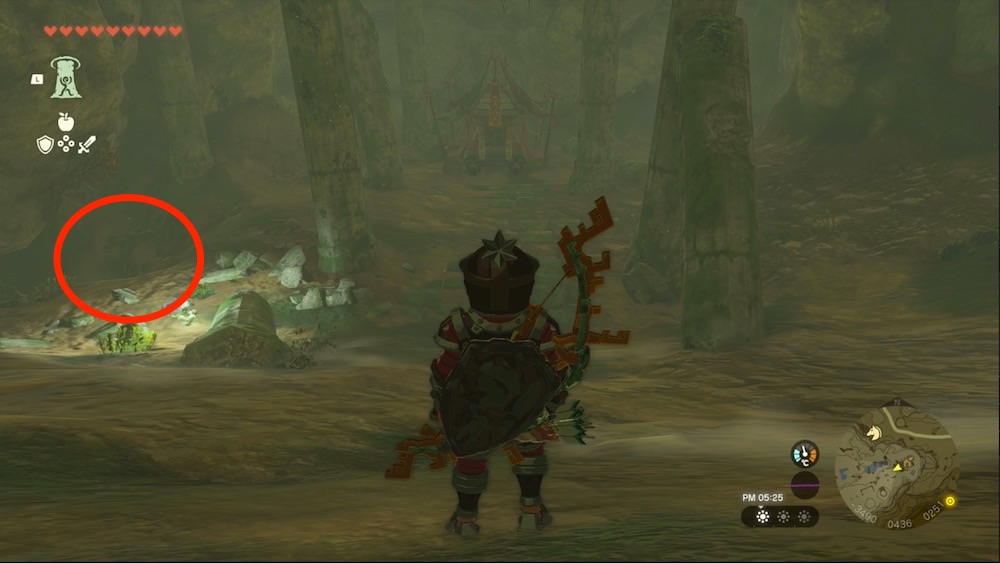 広間左にある下へ進める穴の先