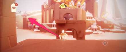 正門から見て左の塔へ