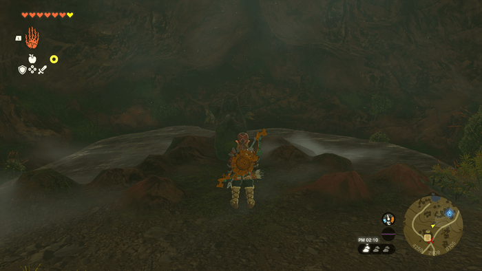 洞窟奥の女神像