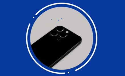 スマホと寝ている自分の距離が遠すぎる