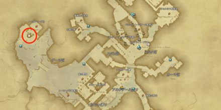 メーガドゥータ宮前にいるヴァルシャン