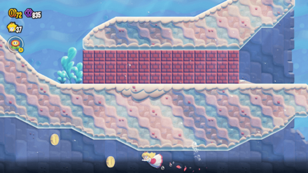 光を追って床下を通る