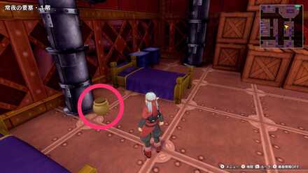 「常夜の要塞」1階東のフェンスの先にあるツボのちいさなメダルの場所