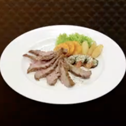 鴨肉のロースト画像