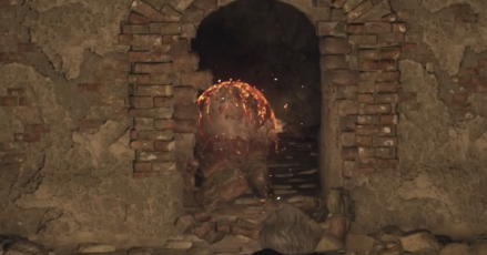 爆発する太ったゾンビ