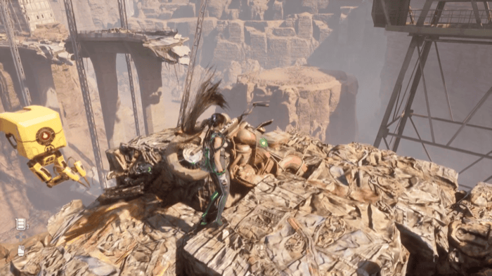 ガレキにバイクがある